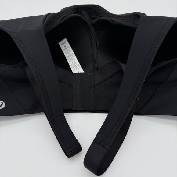 lululemon‎ Athletica Womens Bra 38DD Black RN# 106259 Mesh Center Excellent - Picture 4 of 10